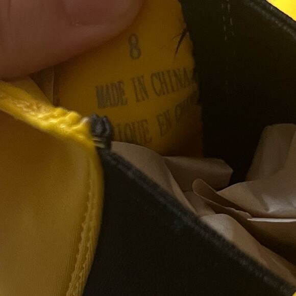 Jeffrey Campbell Tough Guy Lug Sole Ankle Pull On Yellow Boots Size 8 - Picture 10 of 11